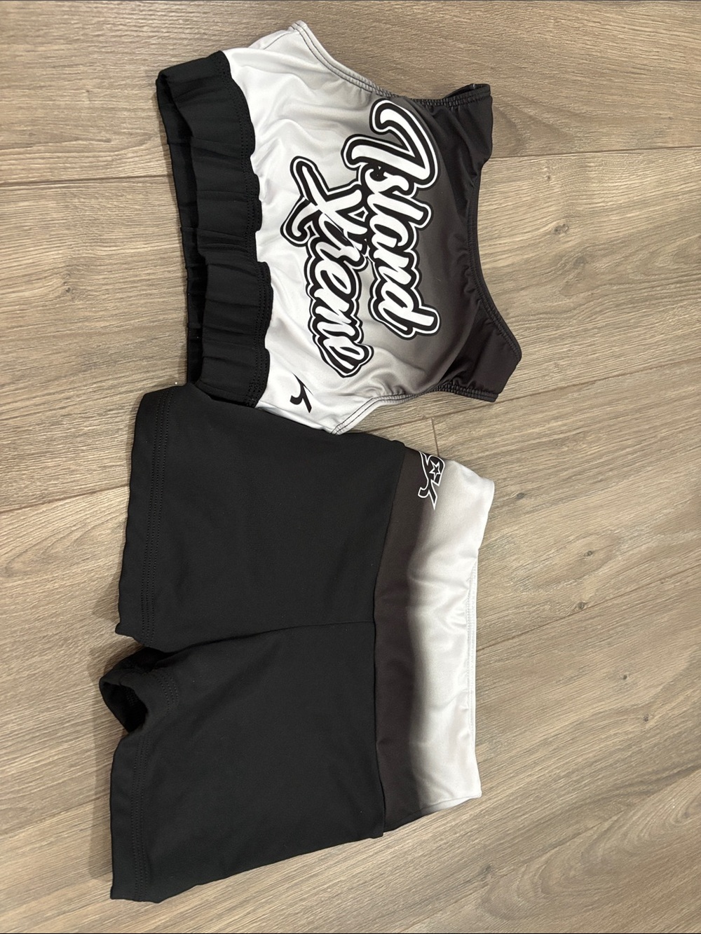 GK Black & White Gradient Crop Top and Shorts Set